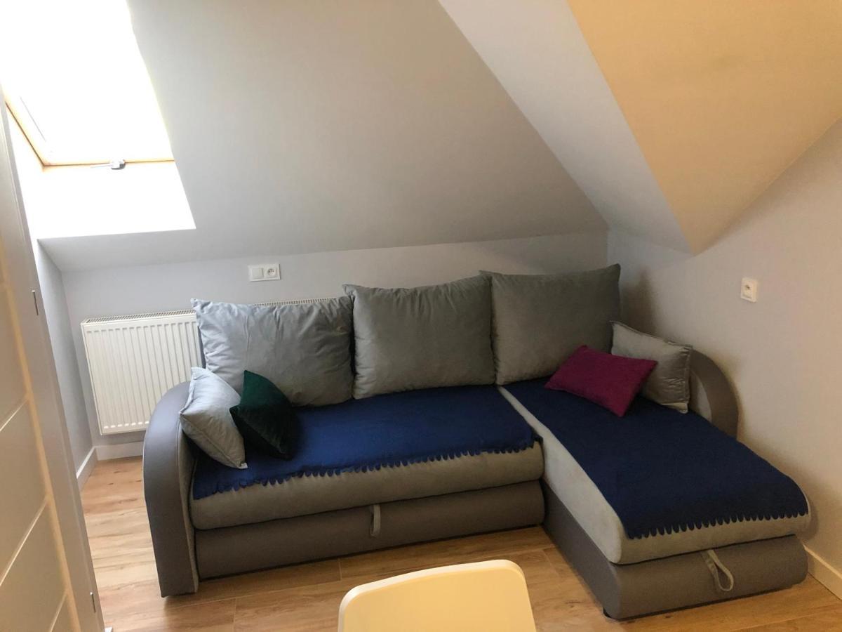 Klimatyzowane Apartamenty I Pokoje Przy Targach Kielce Exterior foto